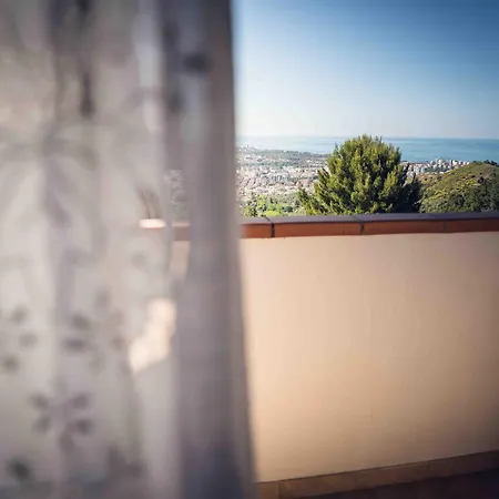 Luna Blu Bed & Breakfast 4*