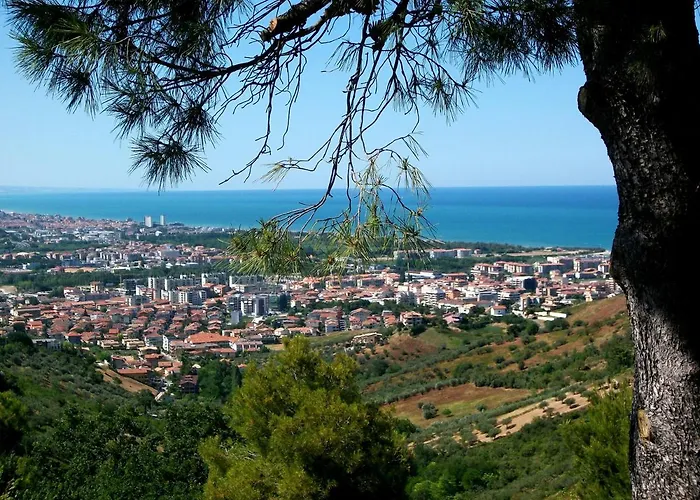 Luna Blu Oda ve Kahvaltı Montesilvano Marina